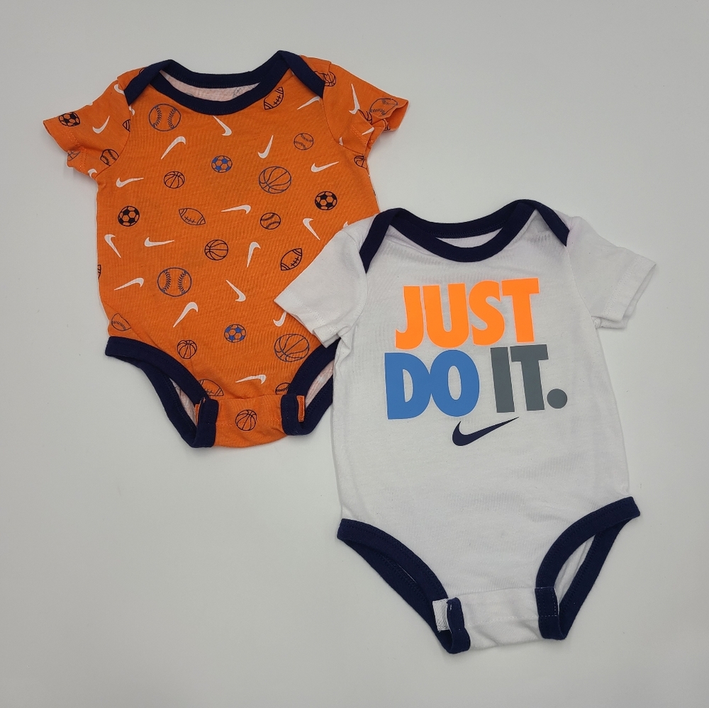 Nike baby boy bodysuit bundle size 3 months
